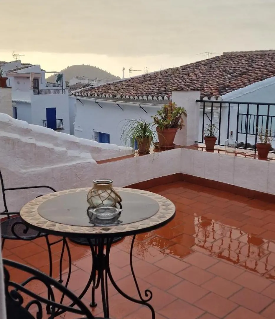 Bed & Breakfast La Casa De Abuela: Adult-Only Historic Frigiliana Guesthouse Spain
